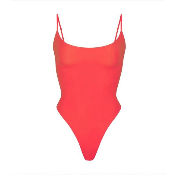 SKIMS NWT Fits Everybody Cami Thong Spaghetti Strap Bodysuit Poppy Sz L Sexy - Picture 1 of 9